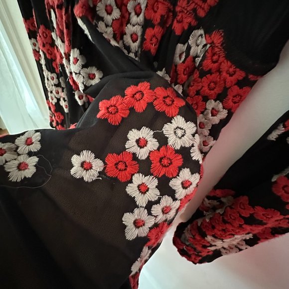 Urban Outfitters Sheer Floral Dress - M - Picture 3 of 4